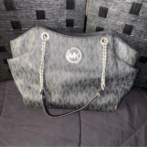 Michael Kors jet set Black tote  Bag with silver chain